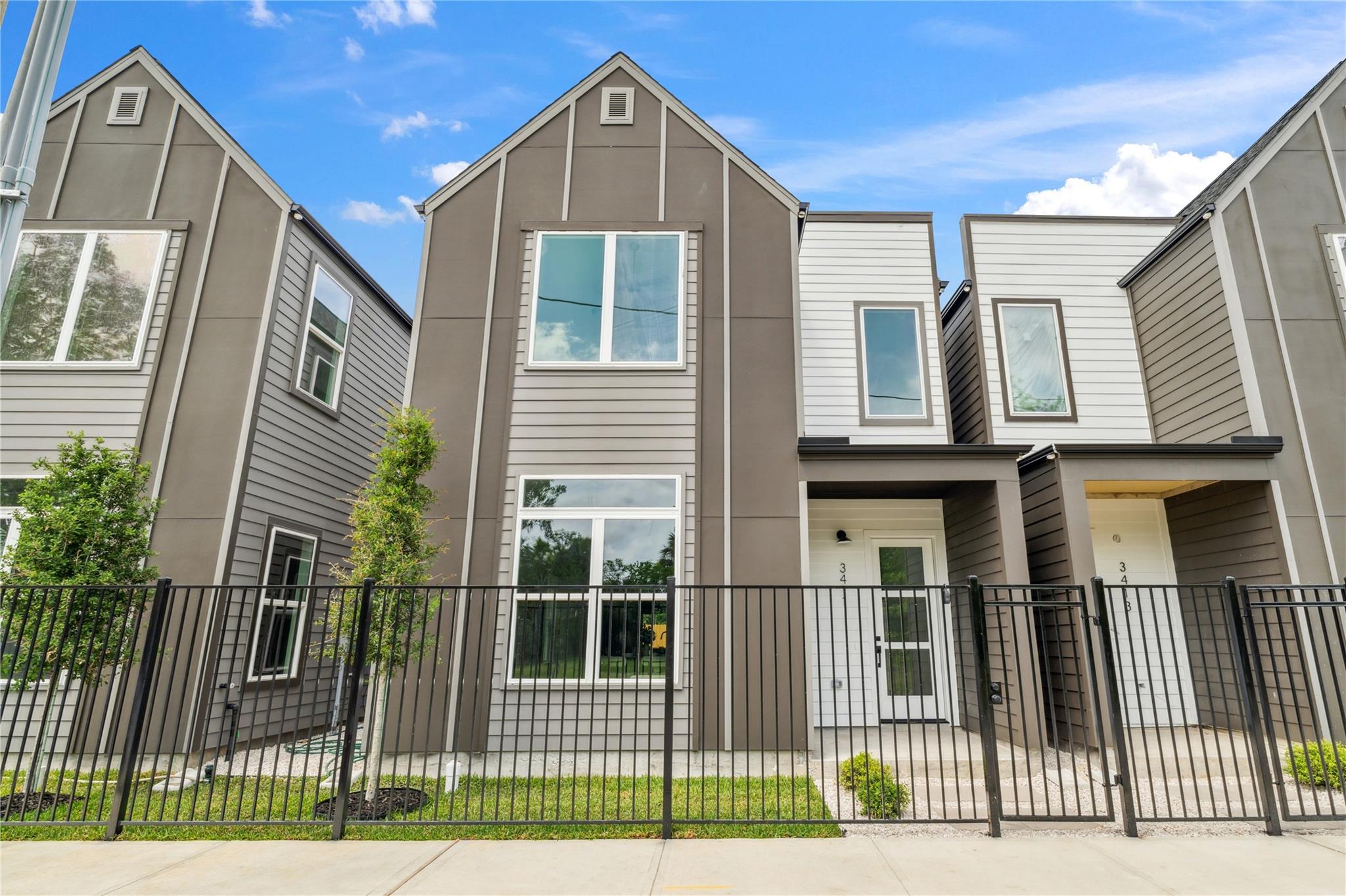 3407 Stonewall Street