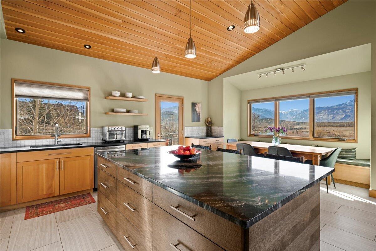 671 Golden Eagle Trail
