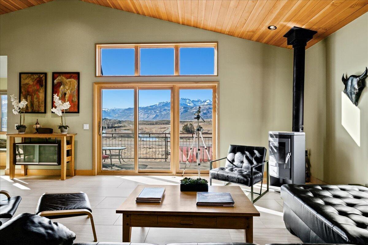 671 Golden Eagle Trail