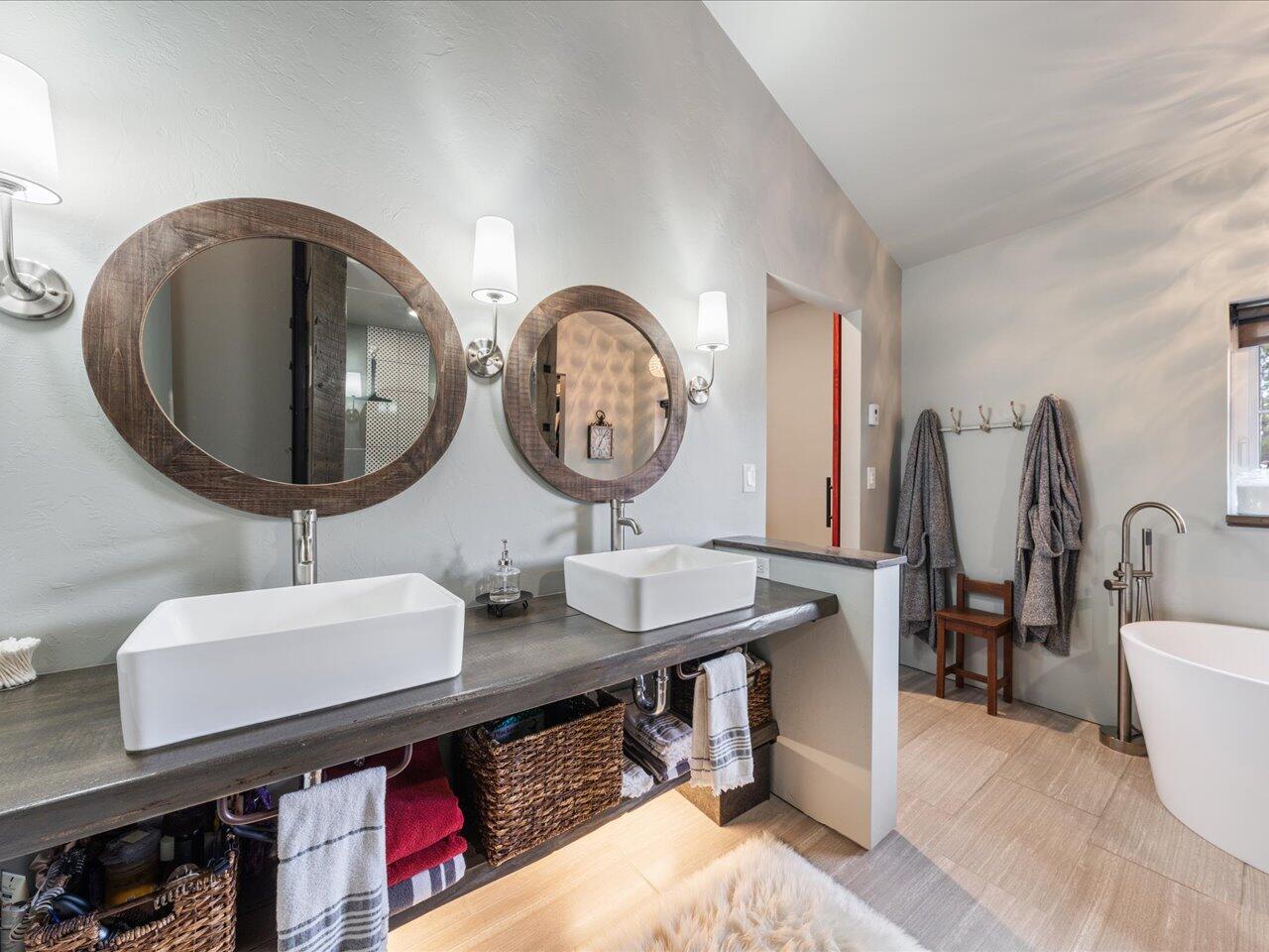 252 Big Canyon Point