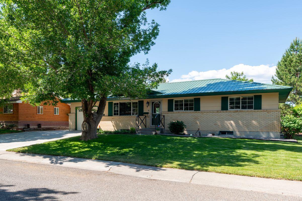 1400 Bristol Drive