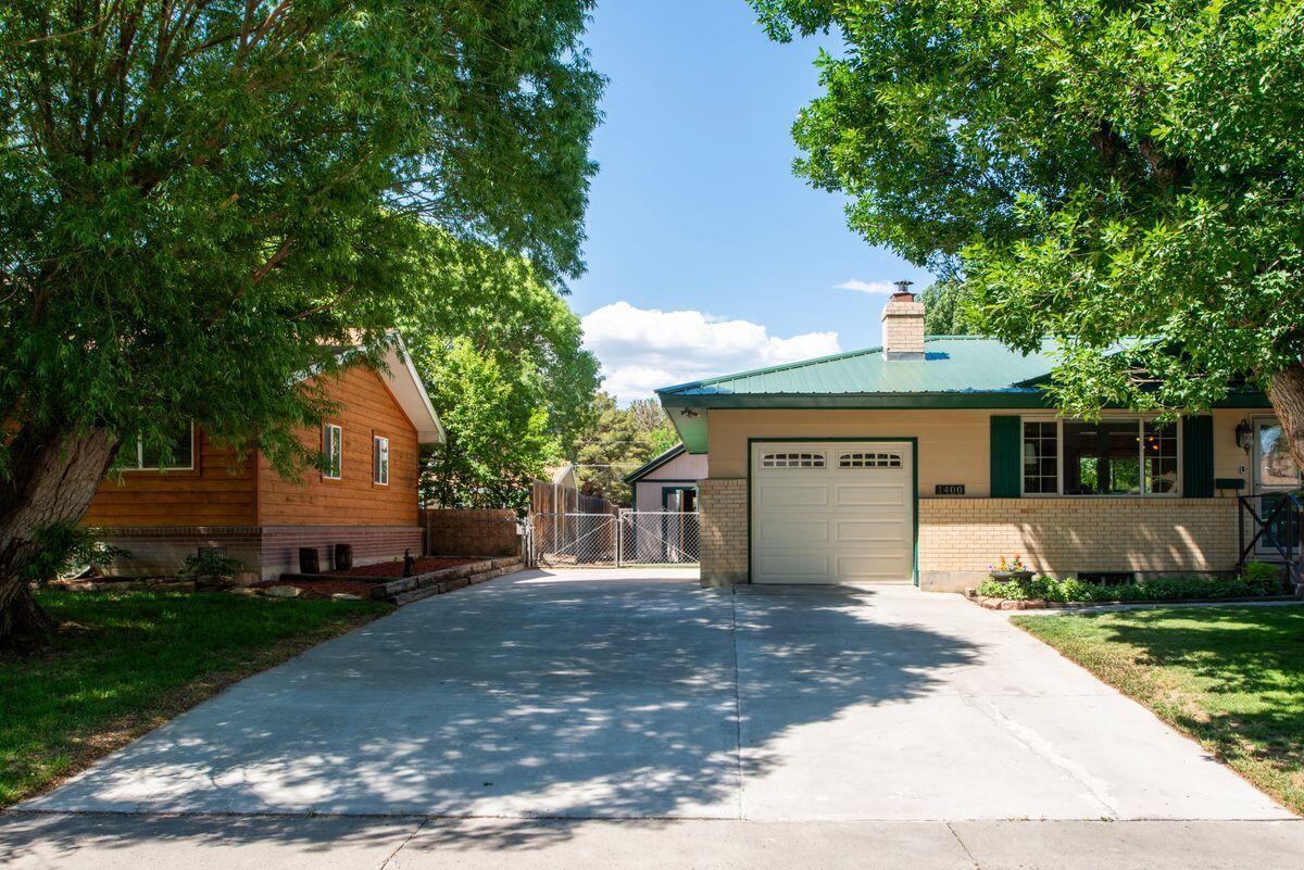 1400 Bristol Drive