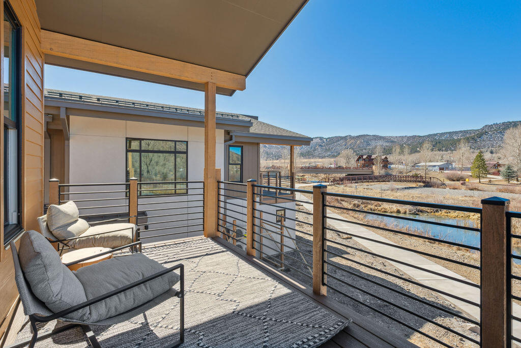165 Riverfront Lane