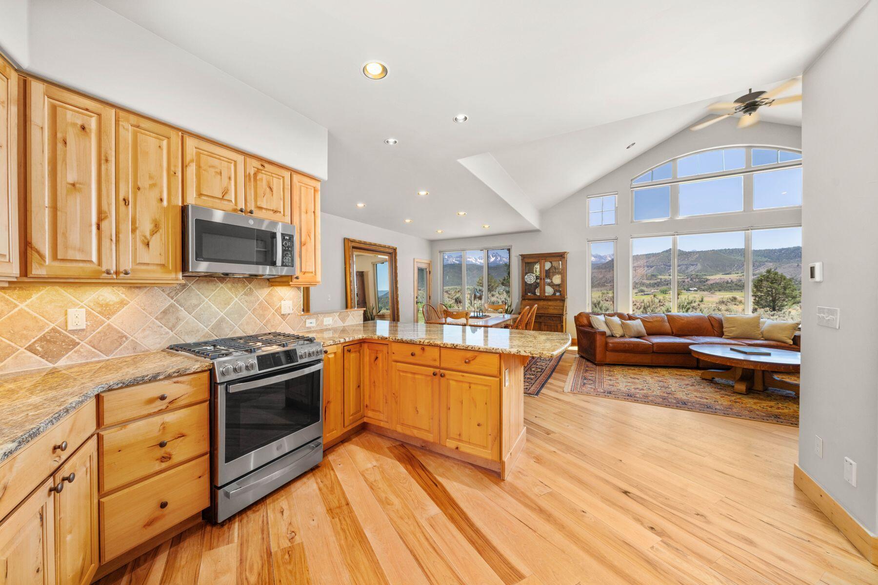 800 Golden Eagle Trail