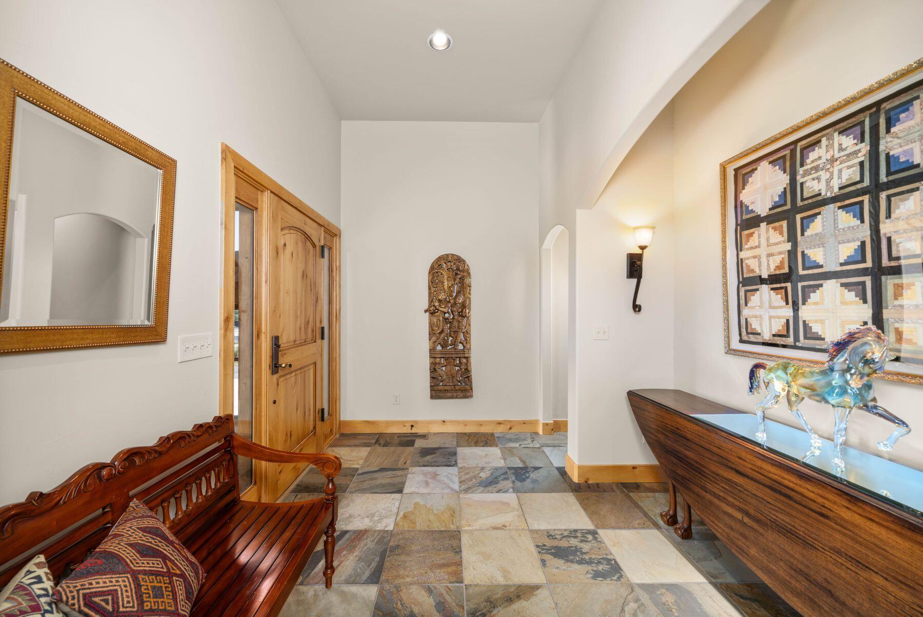 800 Golden Eagle Trail