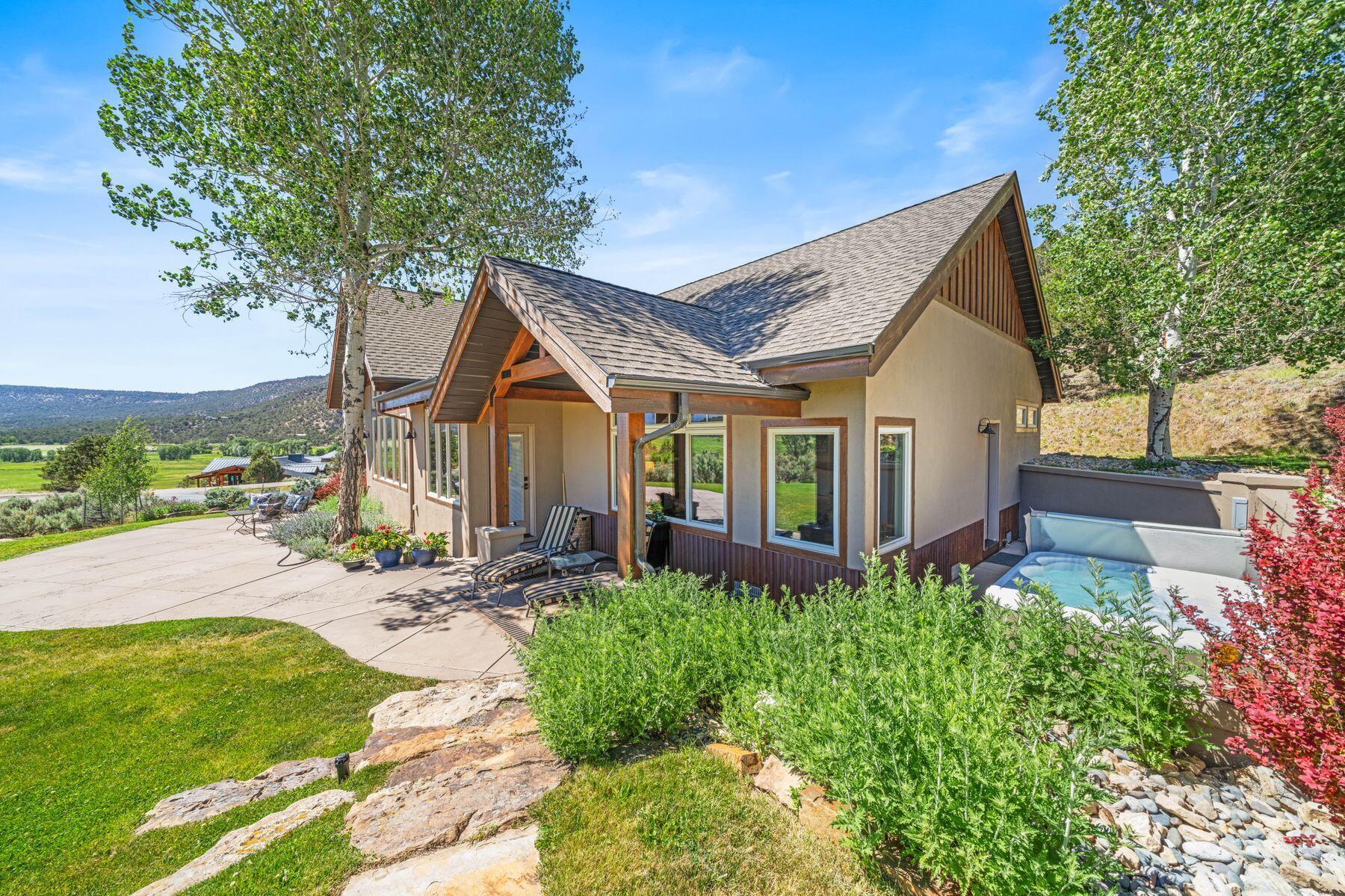 800 Golden Eagle Trail