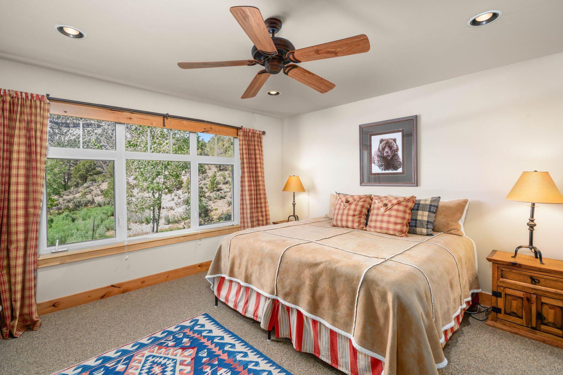 800 Golden Eagle Trail