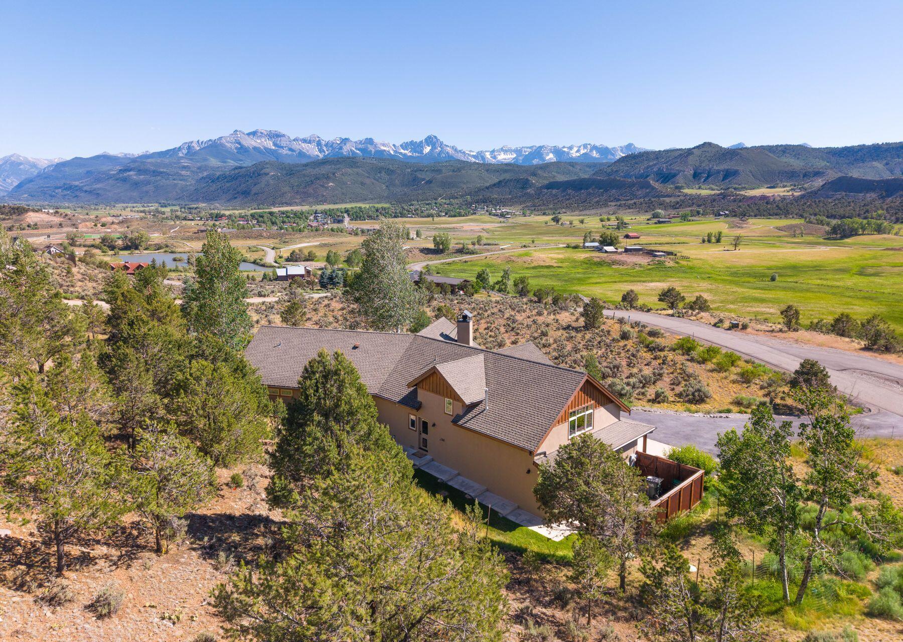 800 Golden Eagle Trail