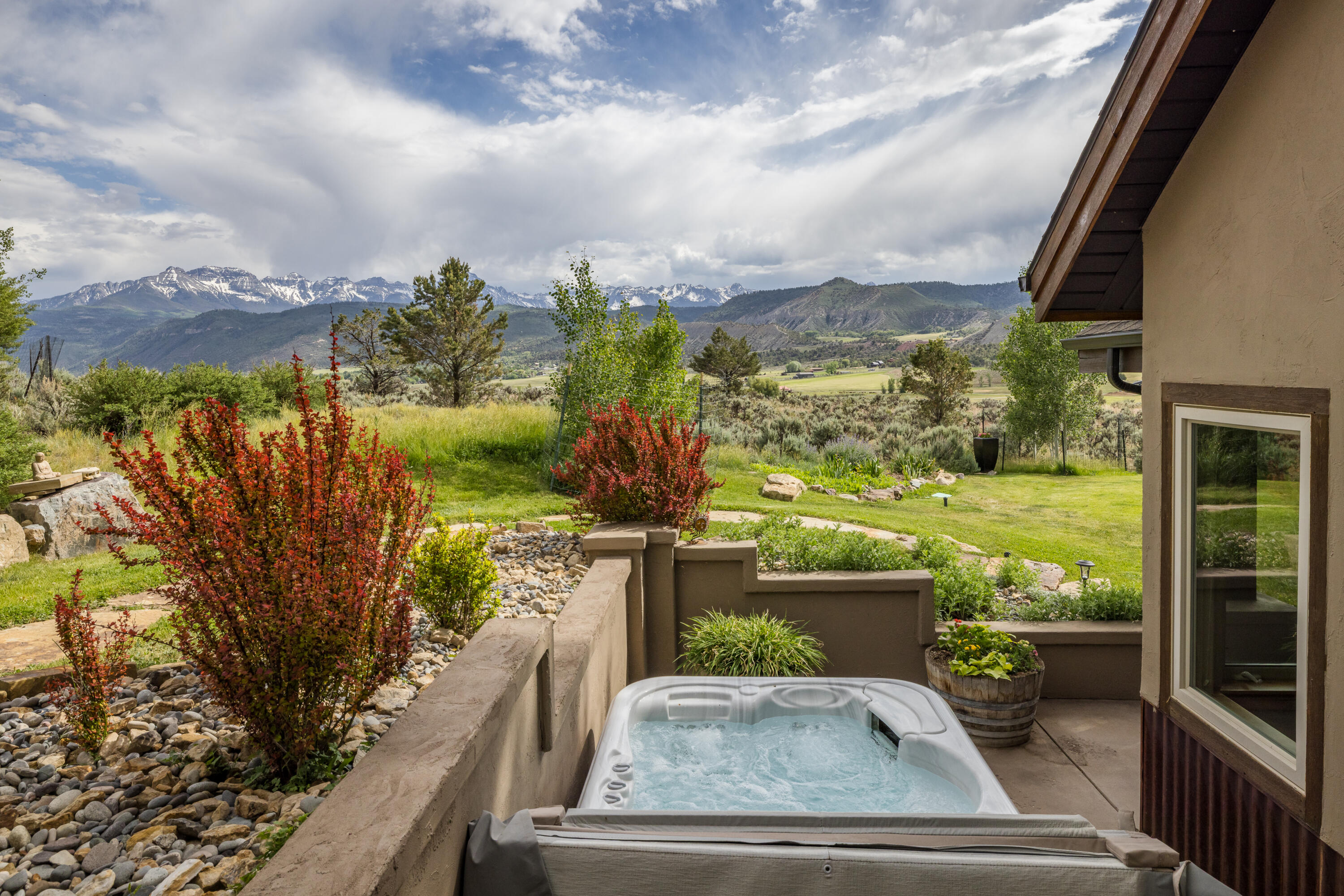 800 Golden Eagle Trail