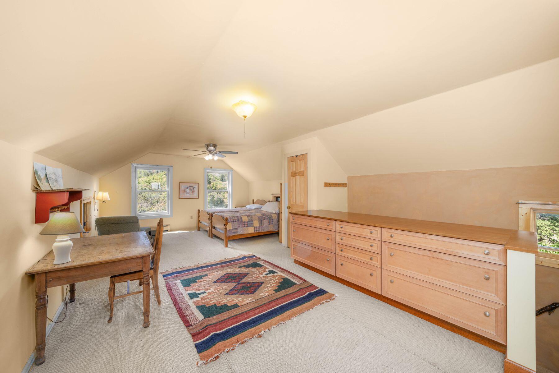 1100 Aspen Drive