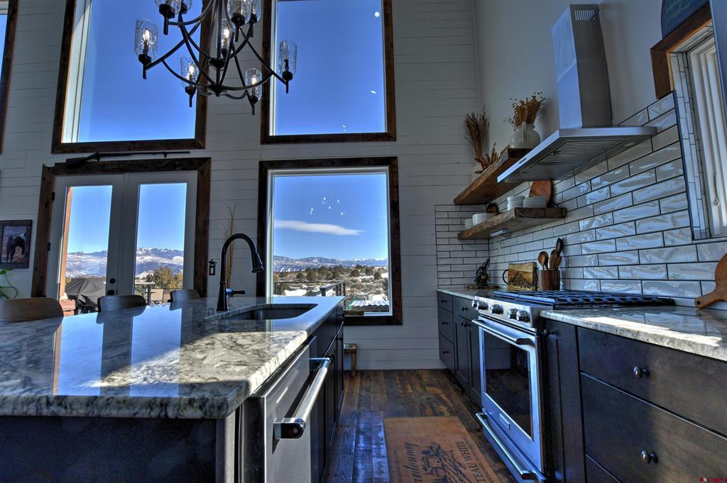 28 Mountain Vista Court