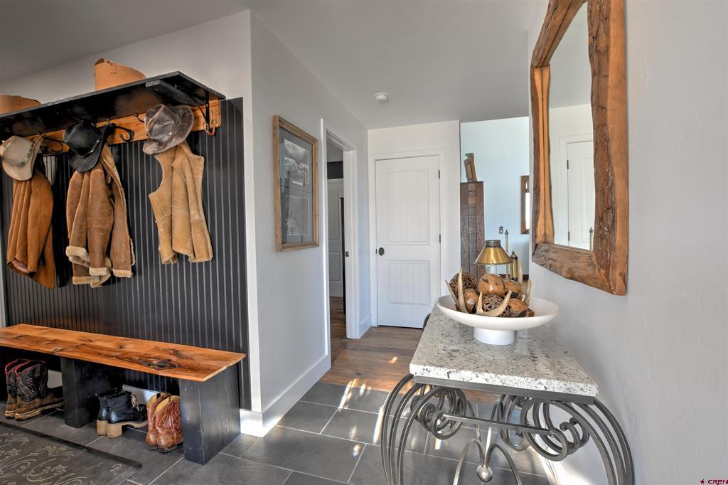 28 Mountain Vista Court