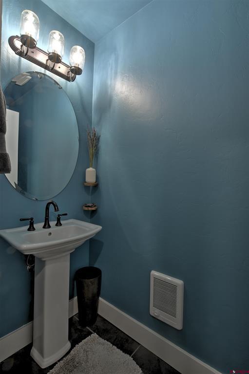 28 Mountain Vista Court