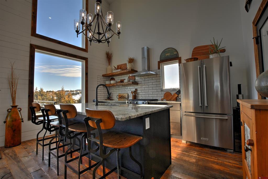 28 Mountain Vista Court