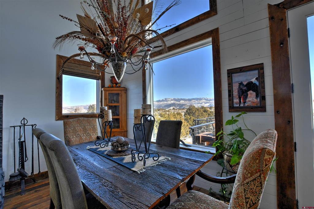 28 Mountain Vista Court