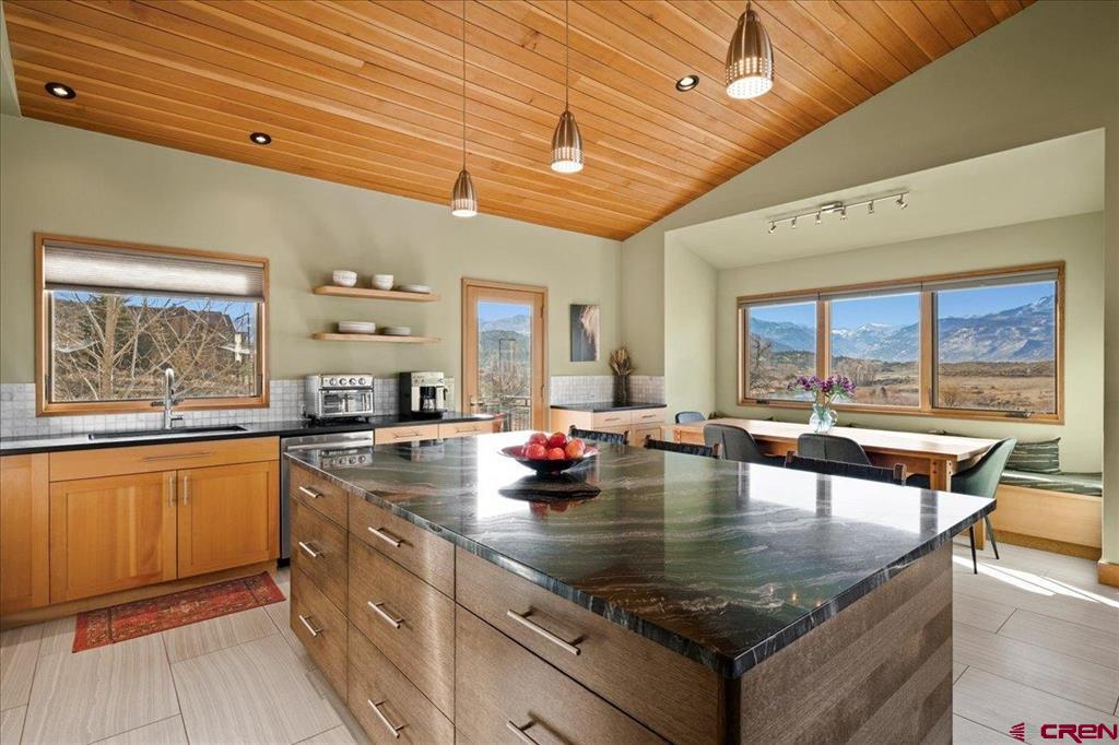 671 Golden Eagle Trail