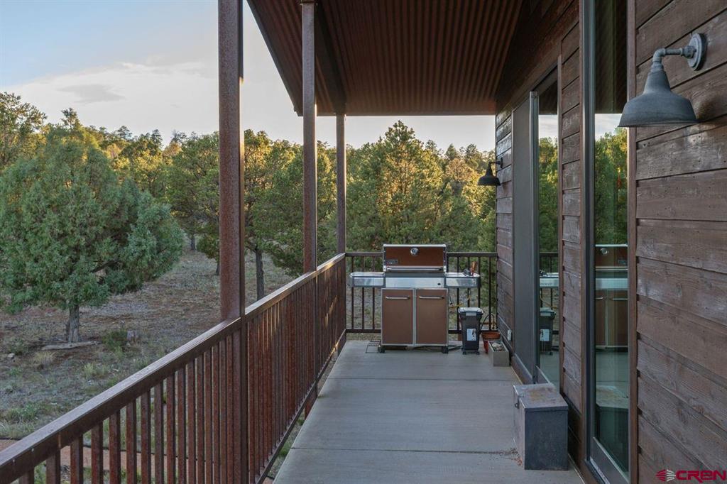 99 Willow Lane