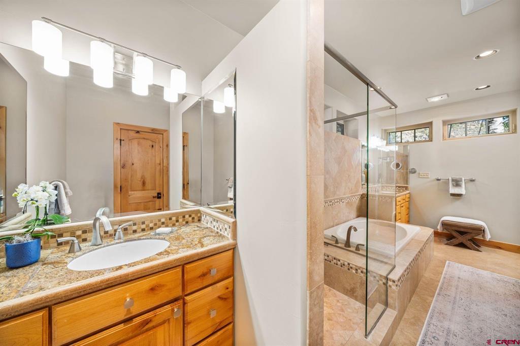 800 Golden Eagle Trail