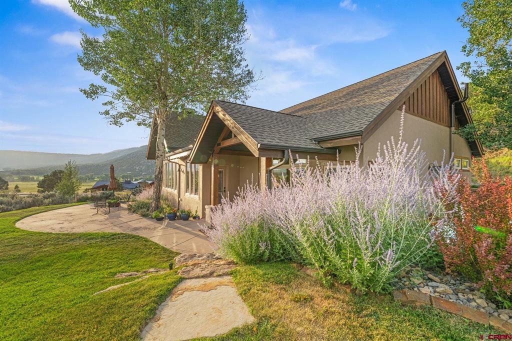 800 Golden Eagle Trail