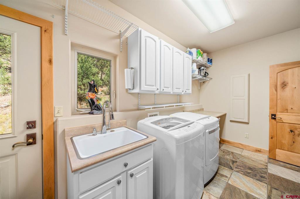800 Golden Eagle Trail