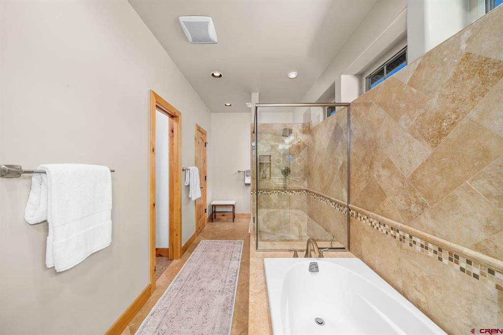 800 Golden Eagle Trail