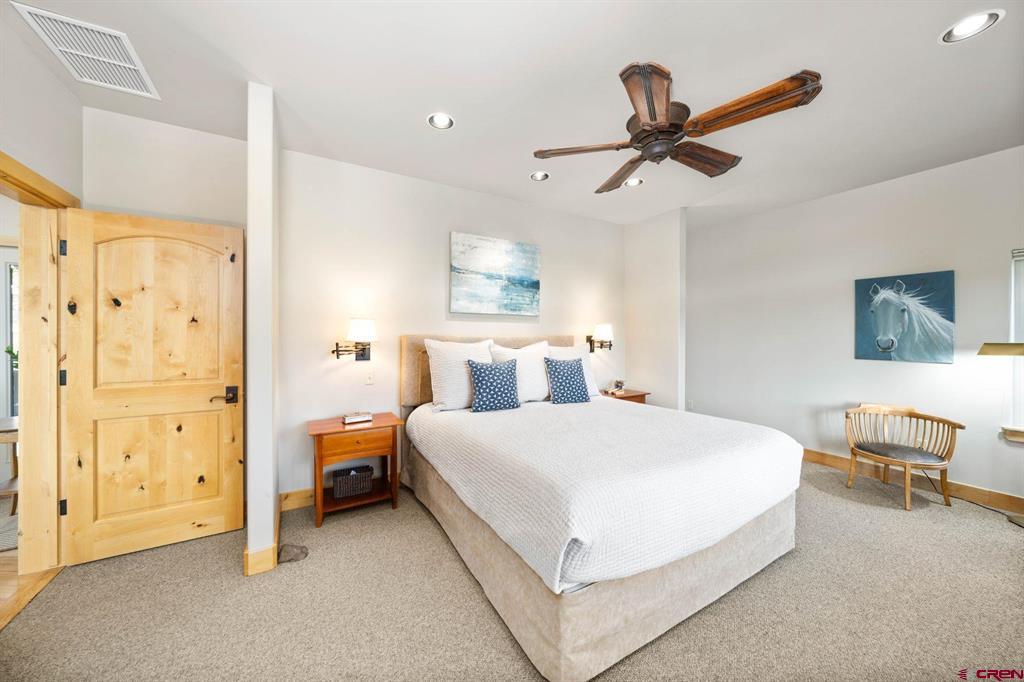 800 Golden Eagle Trail