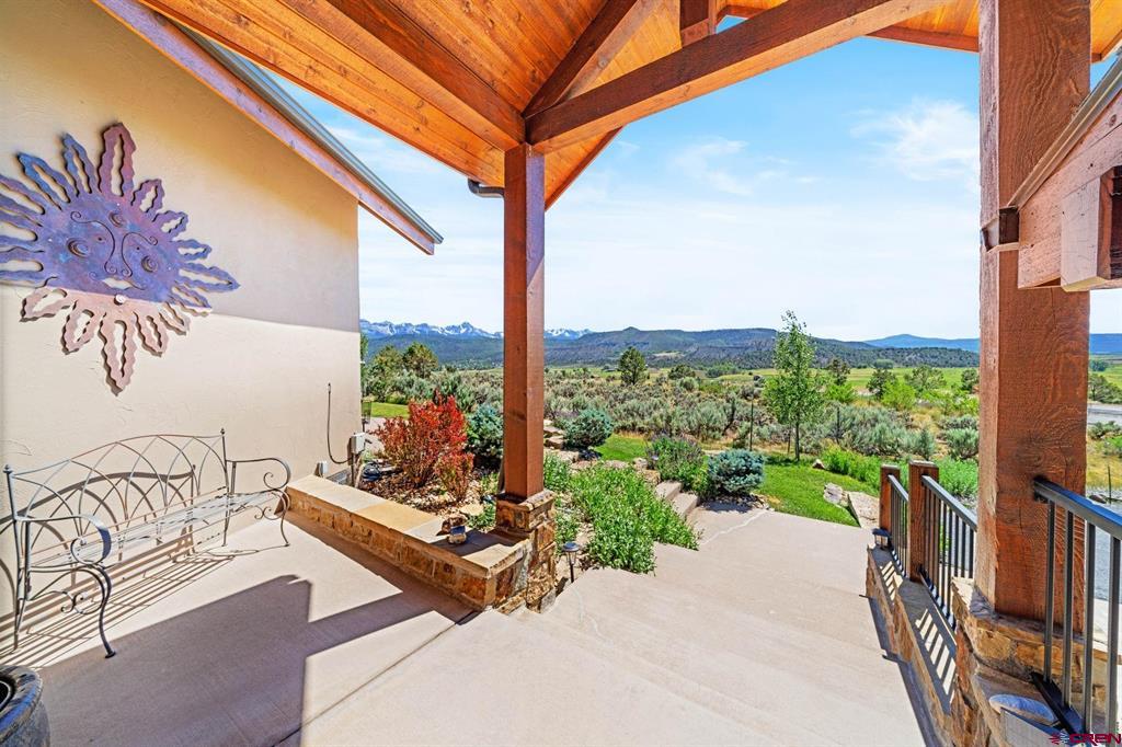 800 Golden Eagle Trail