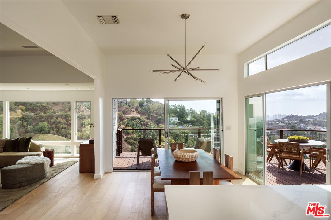 7420 Cervantes Pl