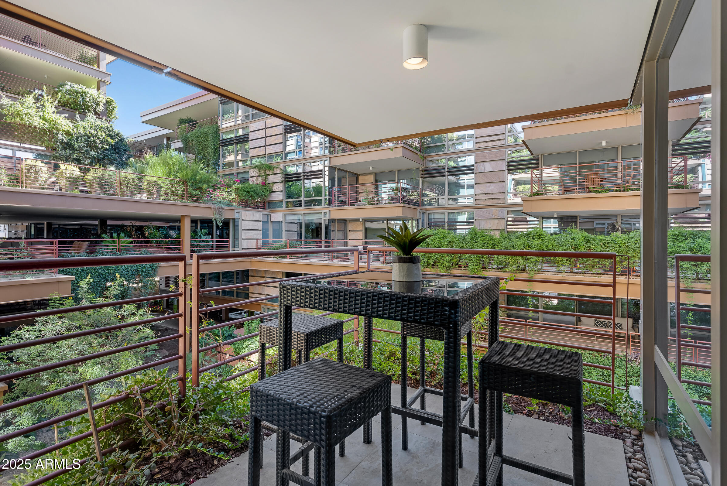 7121 E RANCHO VISTA Drive, 3001