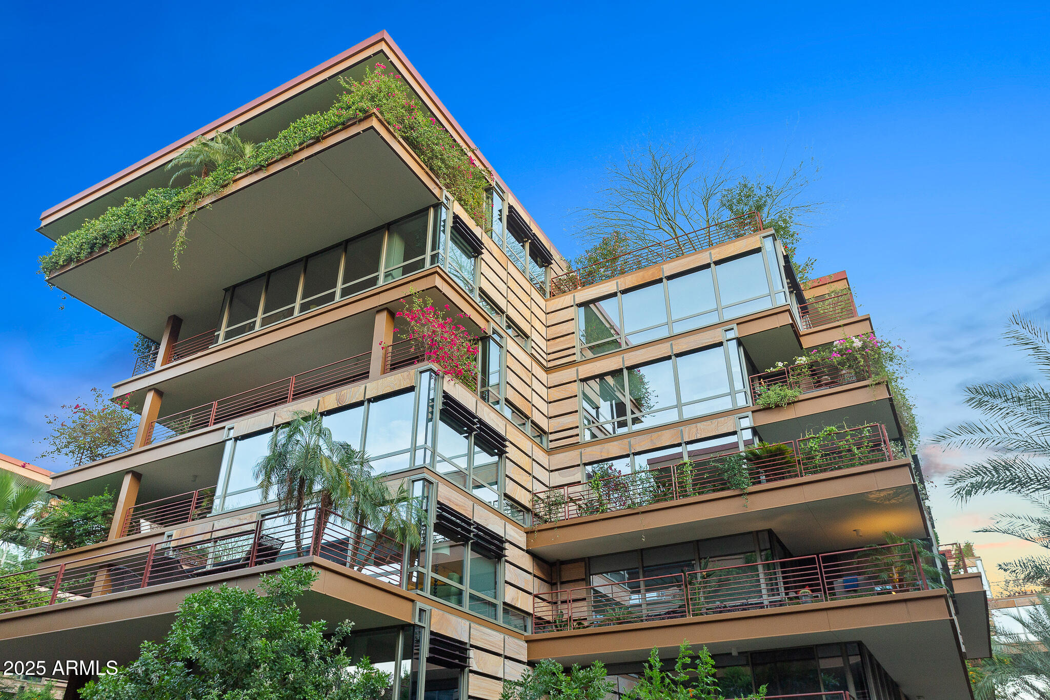 7121 E RANCHO VISTA Drive, 3001