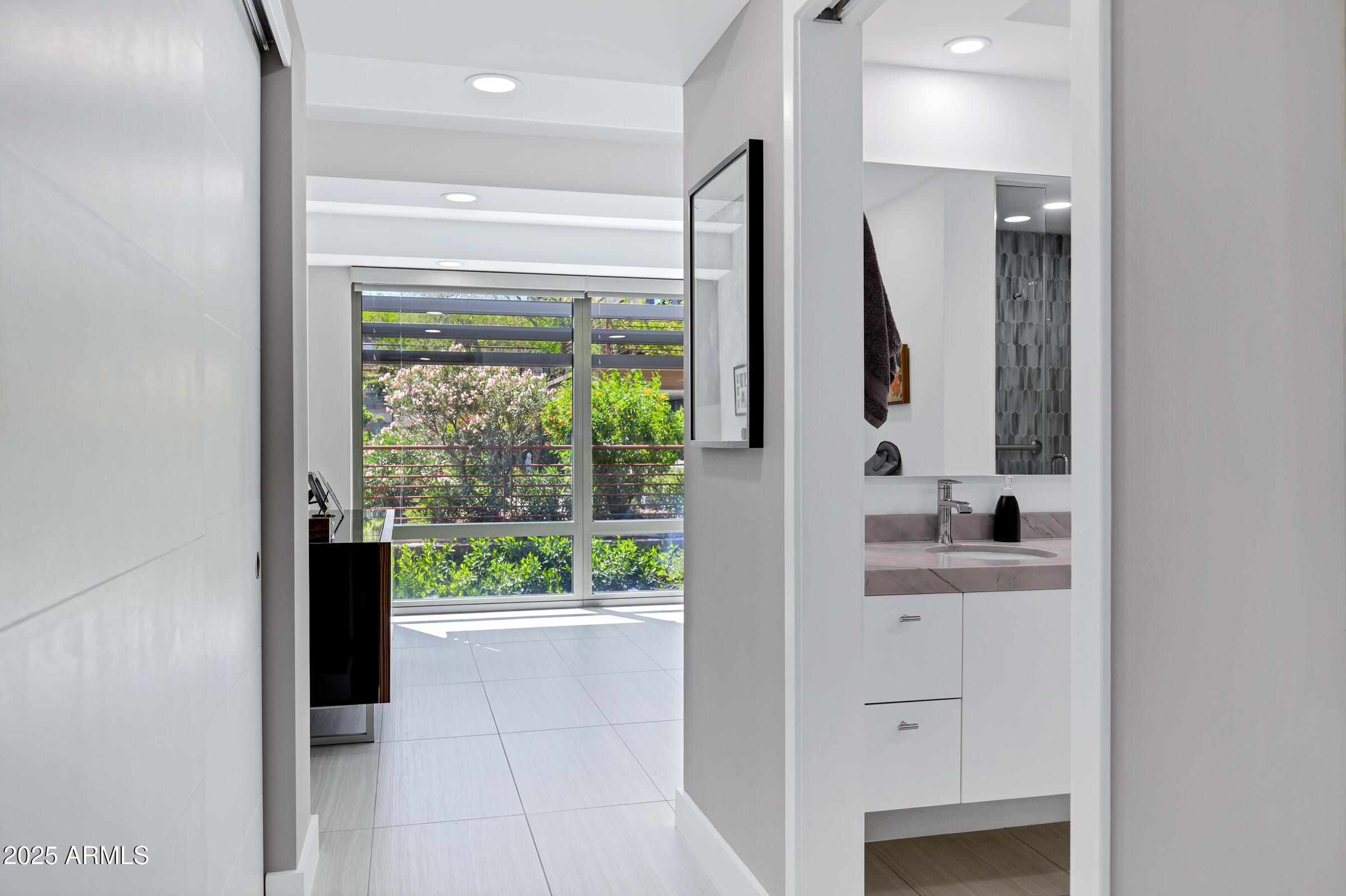 7137 E RANCHO VISTA Drive, 6011