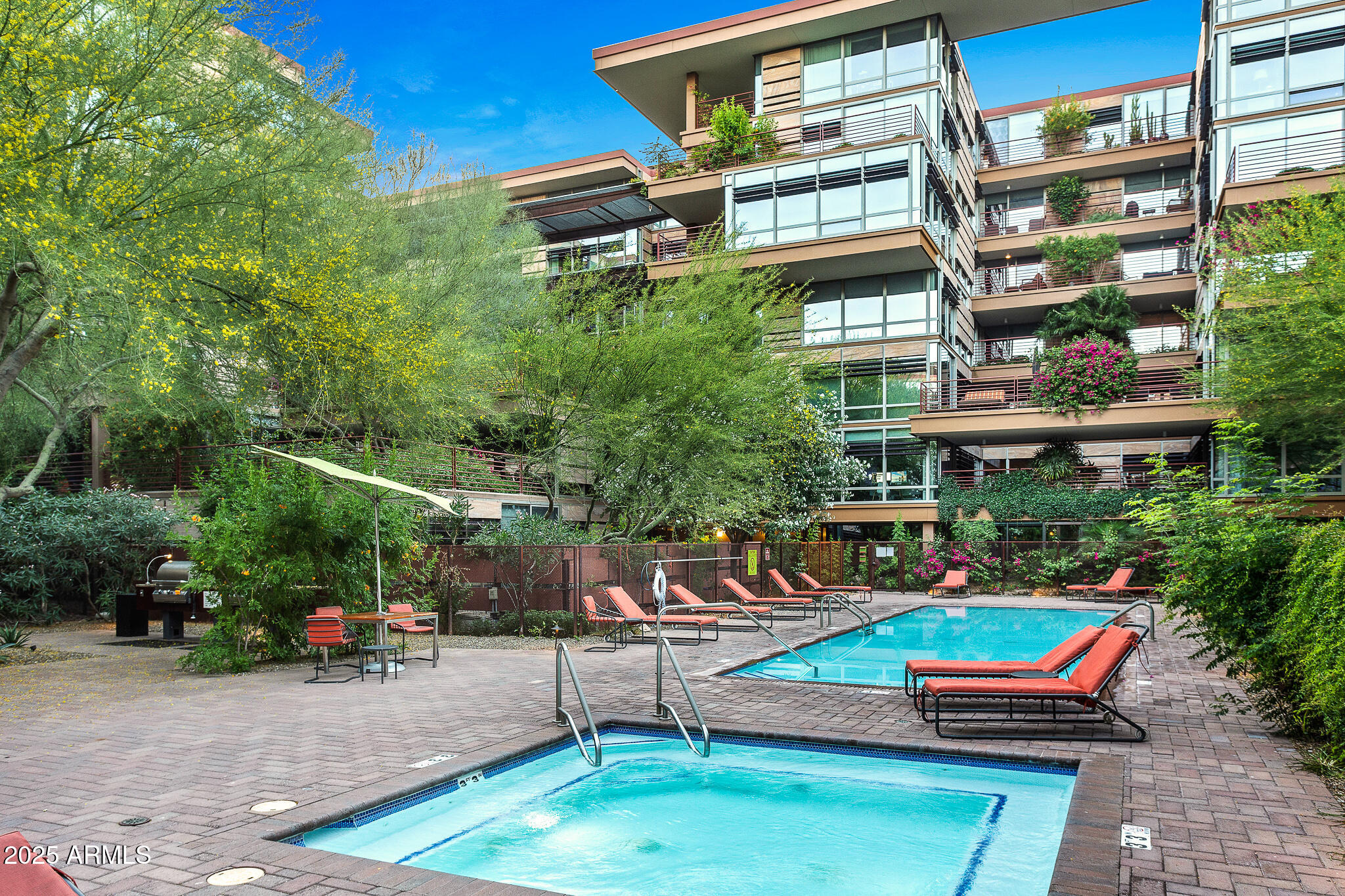 7137 E RANCHO VISTA Drive, 6011