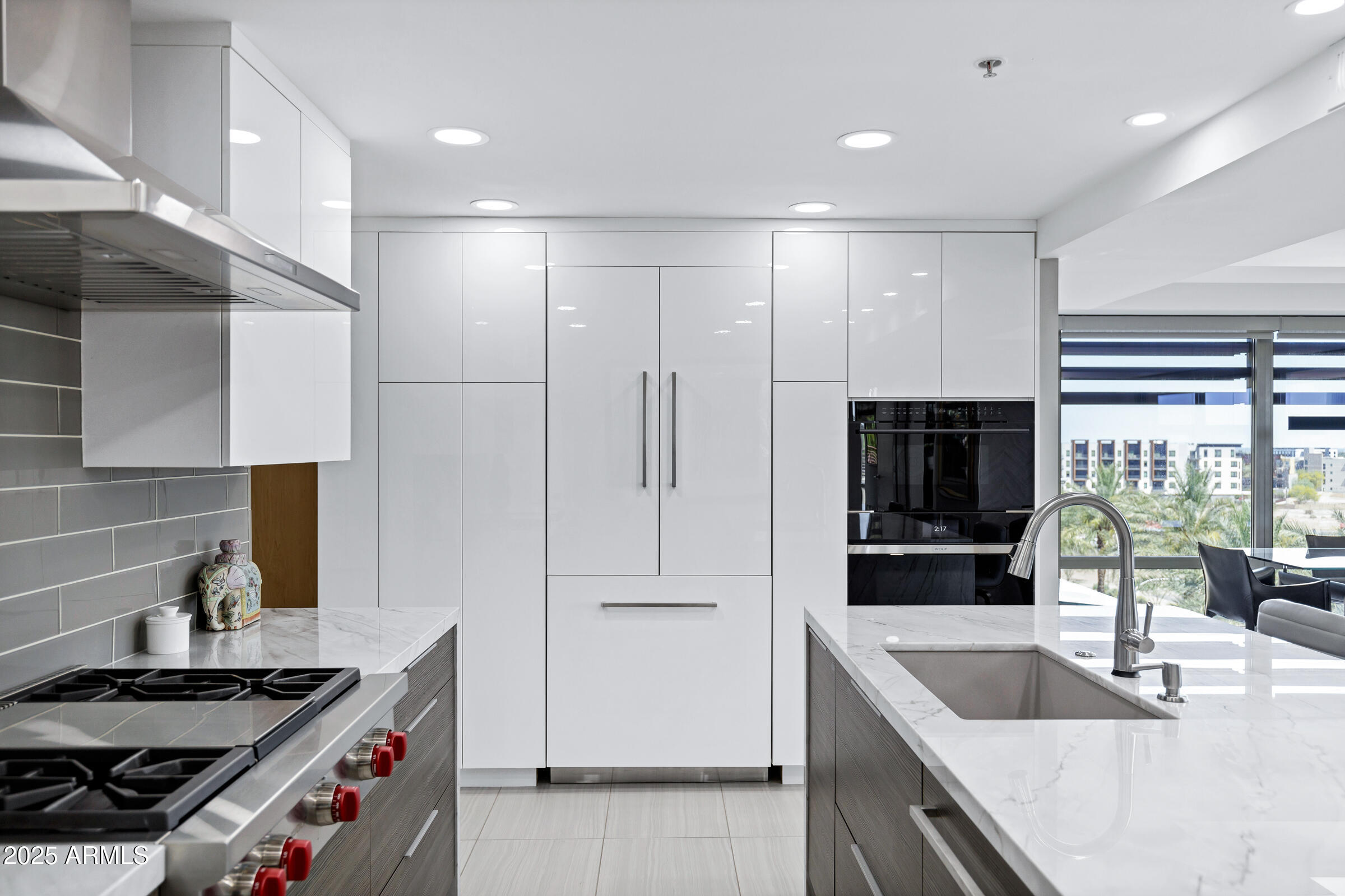 7137 E RANCHO VISTA Drive, 6011