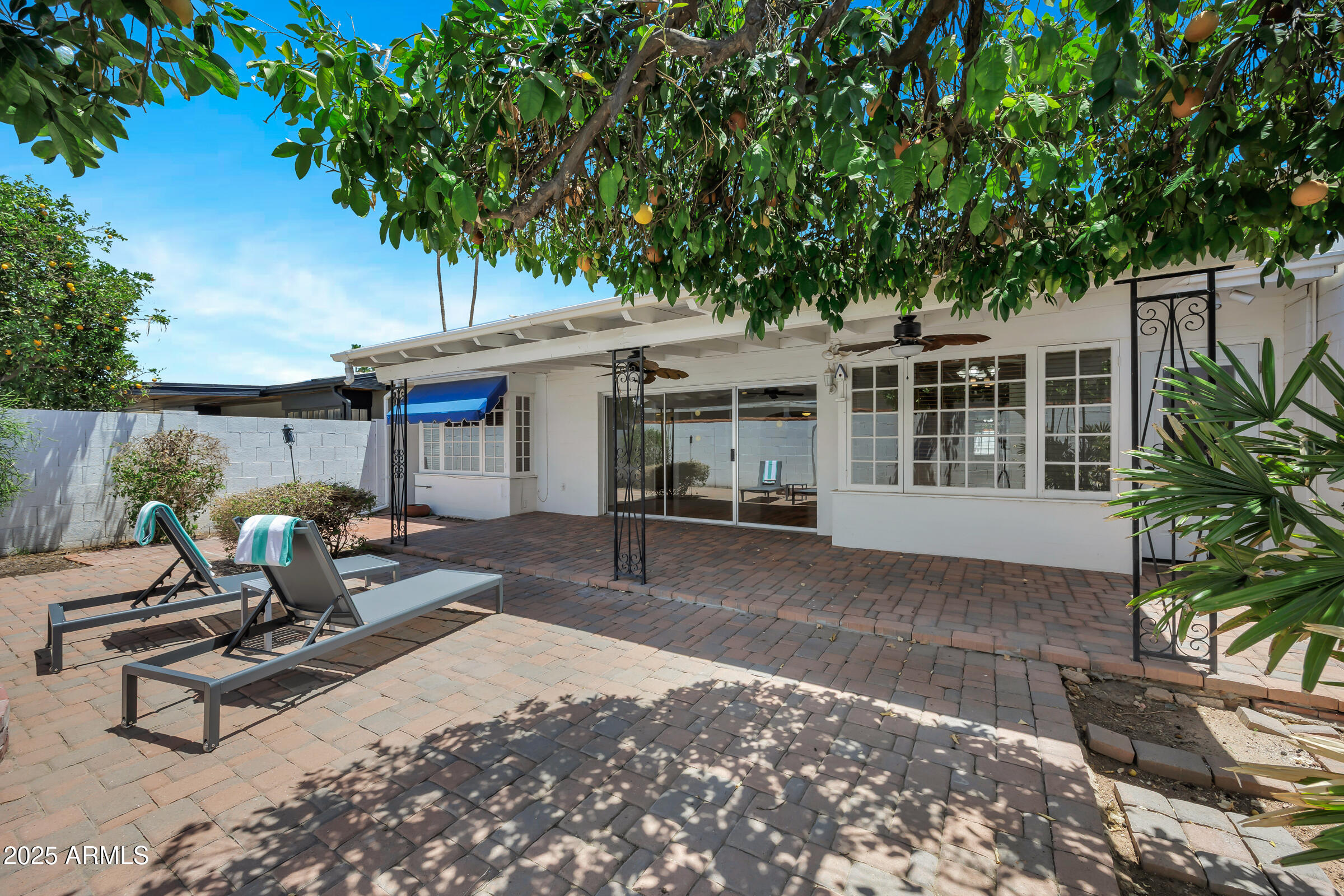 7632 E BONITA Drive