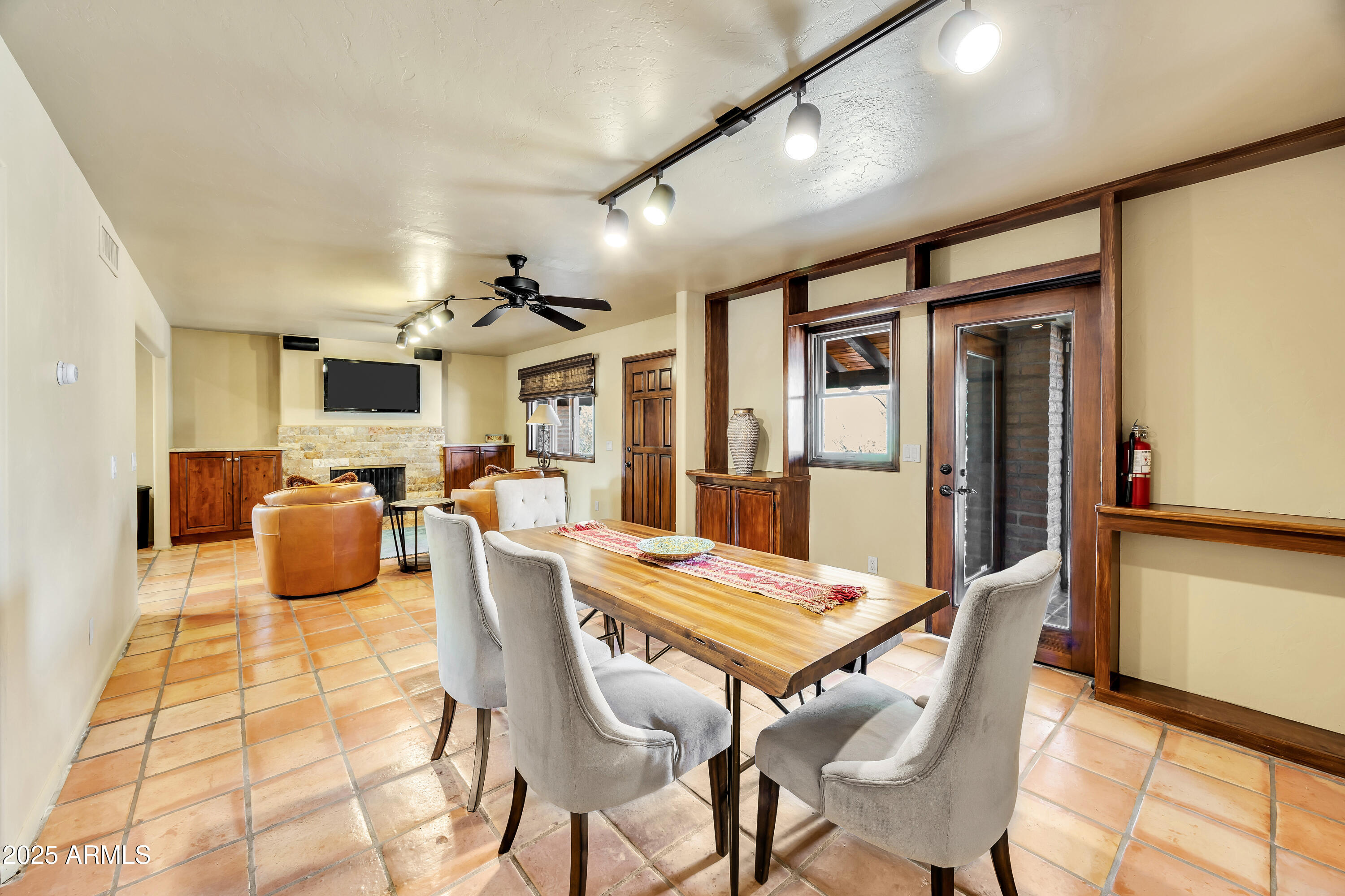 37436 N RANCHO MANANA Boulevard