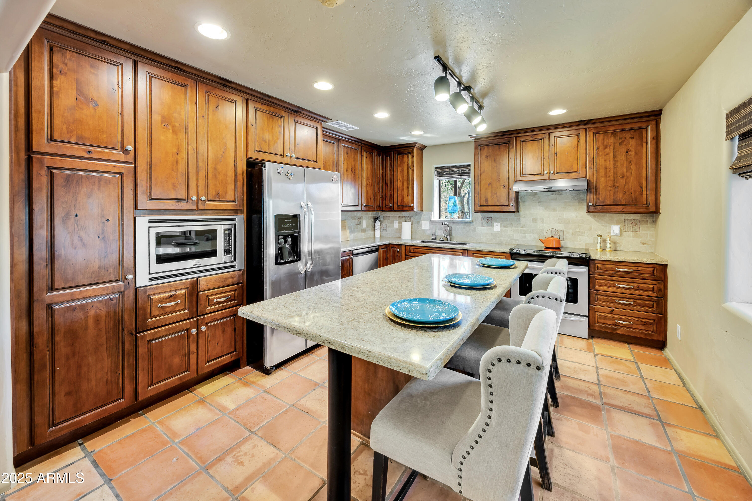 37436 N RANCHO MANANA Boulevard