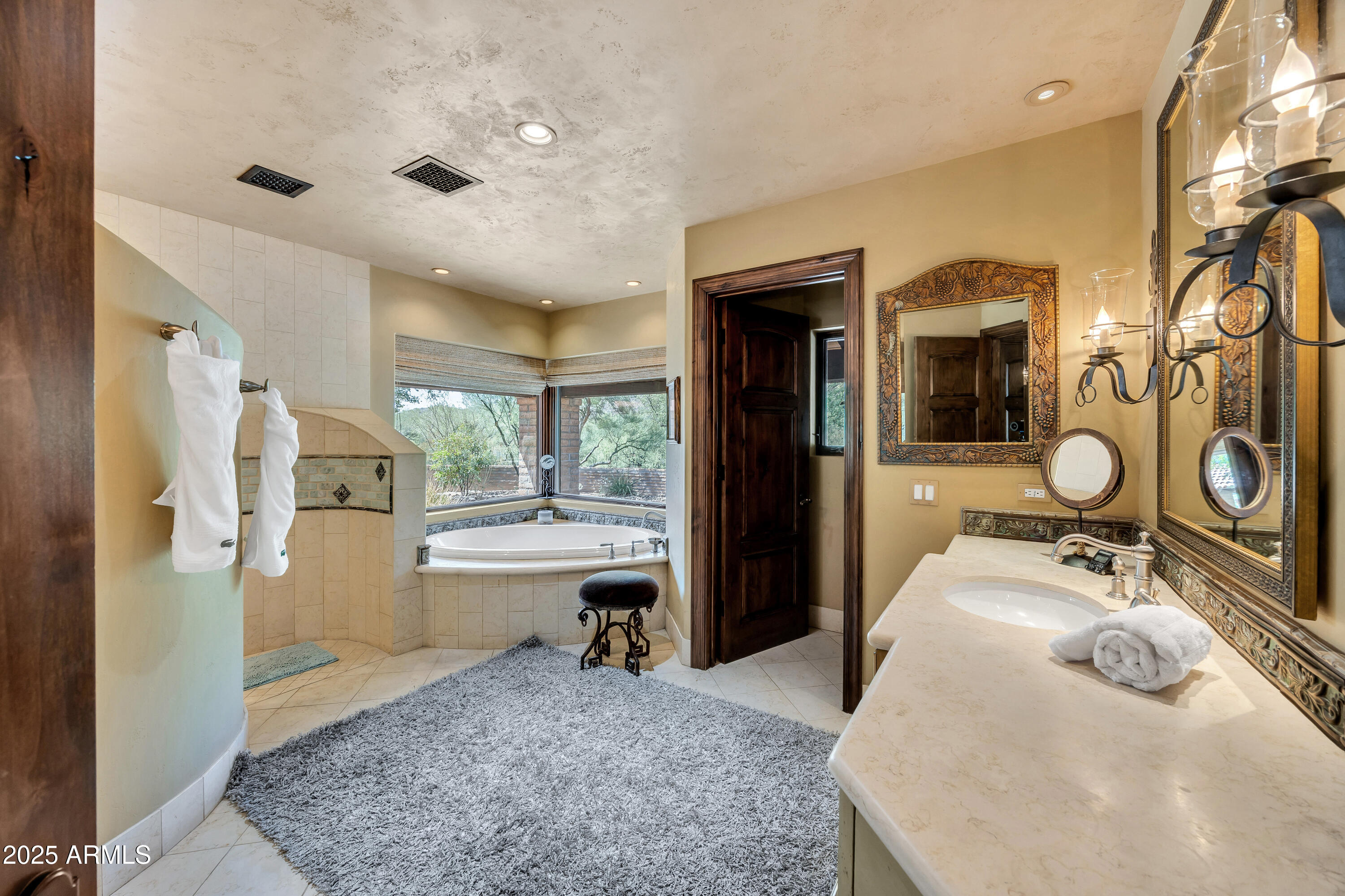 37436 N RANCHO MANANA Boulevard