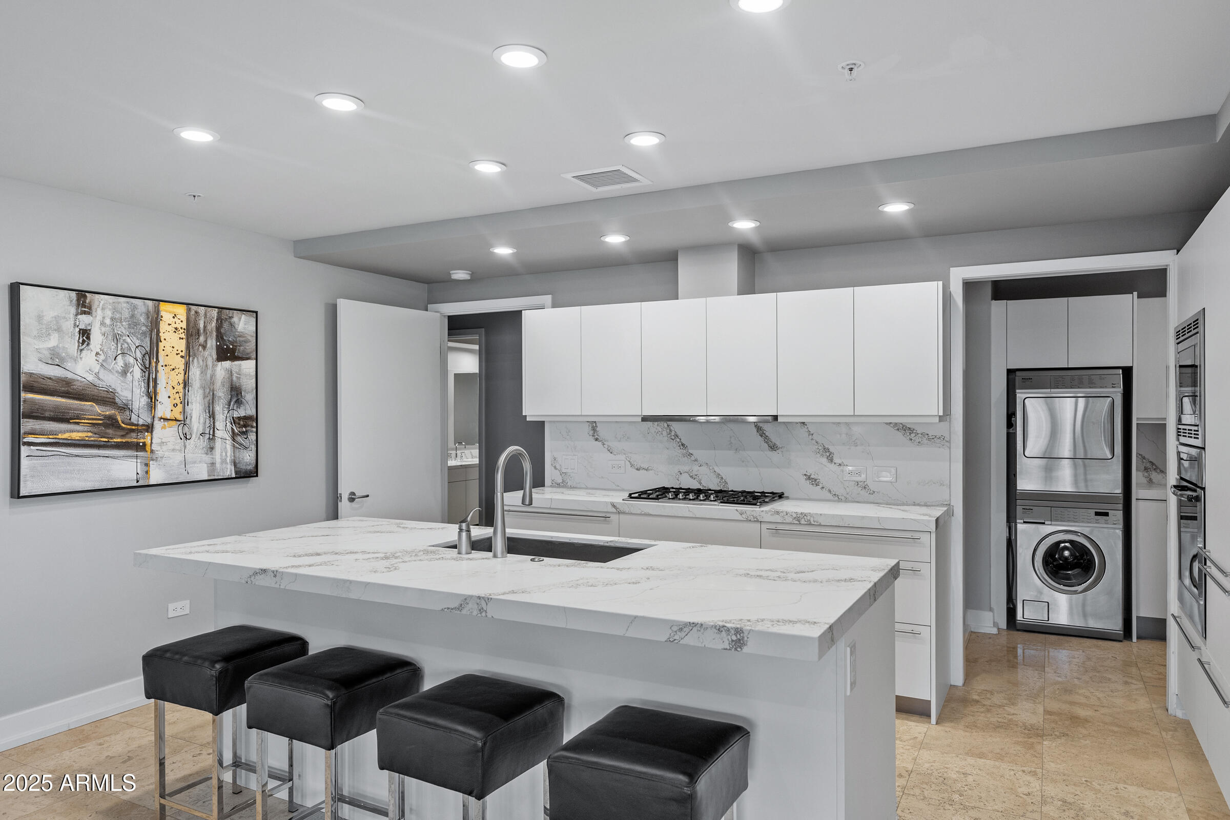 7117 E RANCHO VISTA Drive, 3006