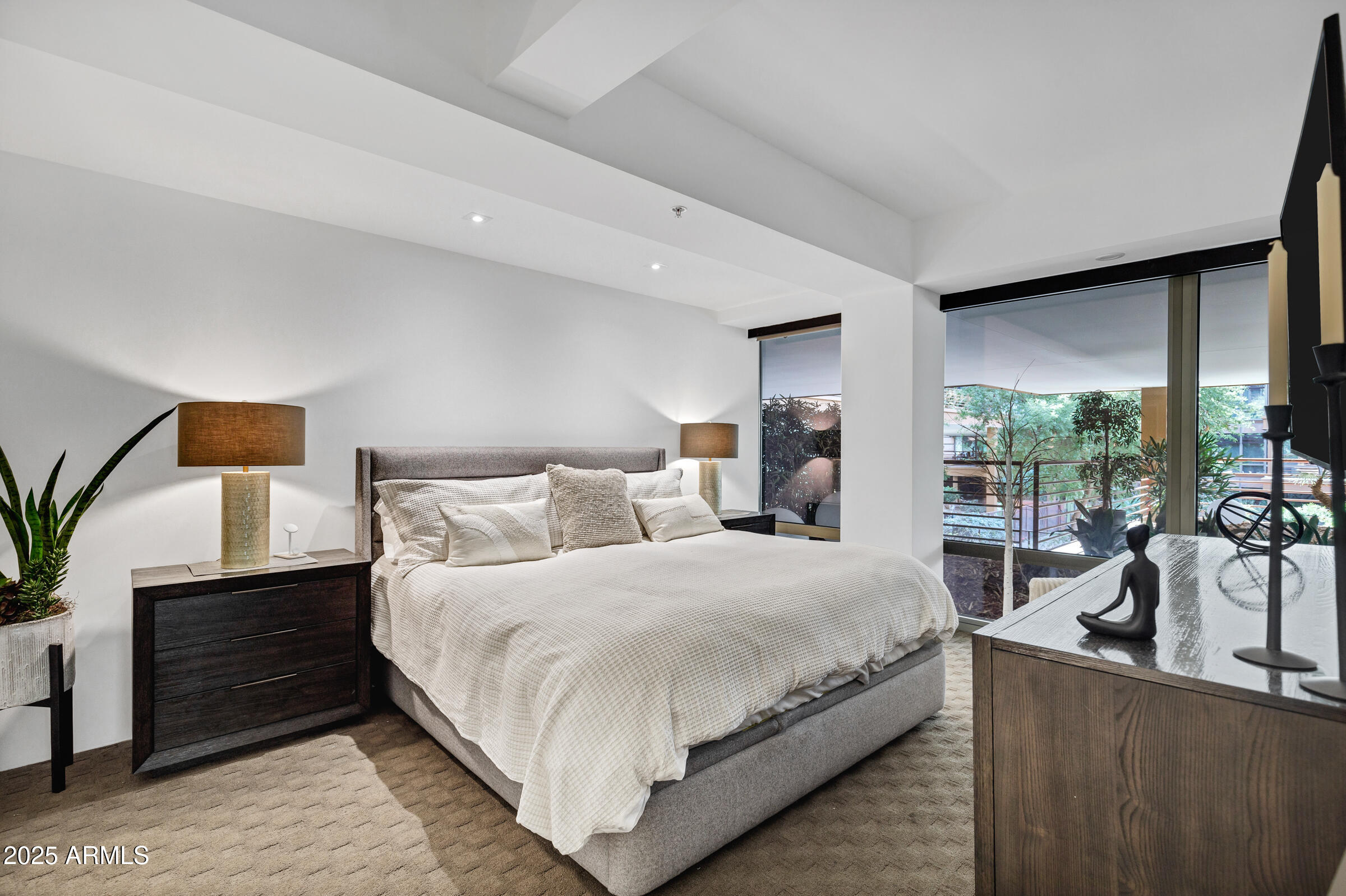 7167 E RANCHO VISTA Drive, 2005