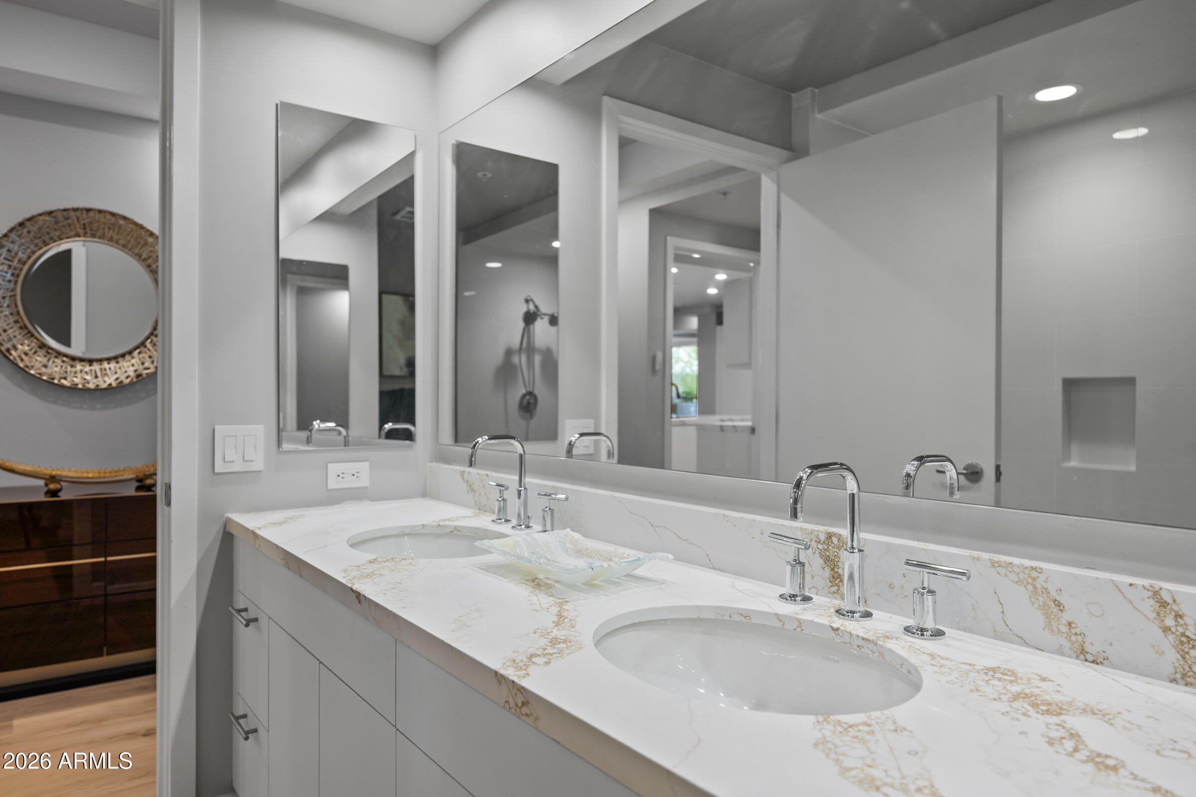 7117 E RANCHO VISTA Drive 3006