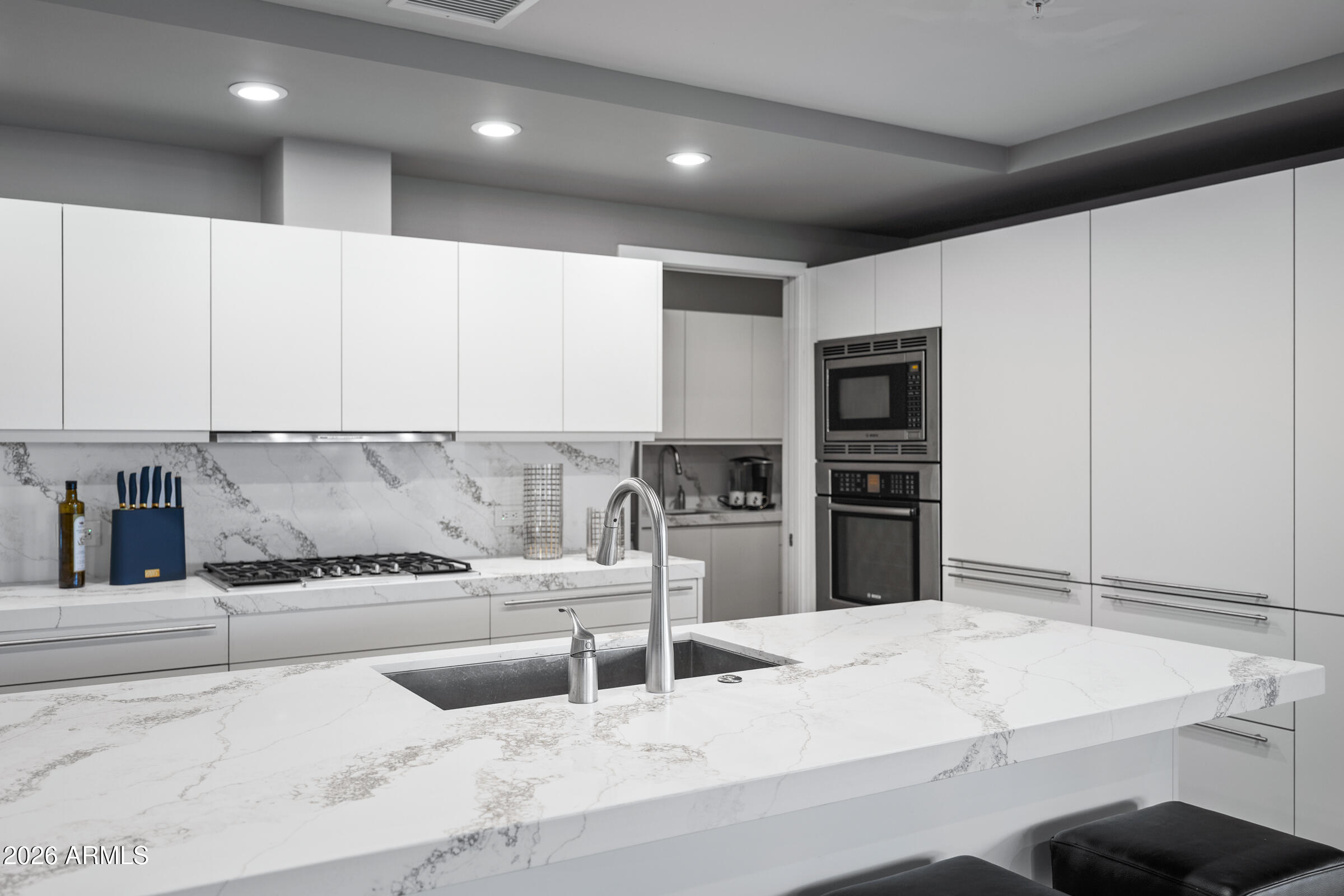 7117 E RANCHO VISTA Drive 3006