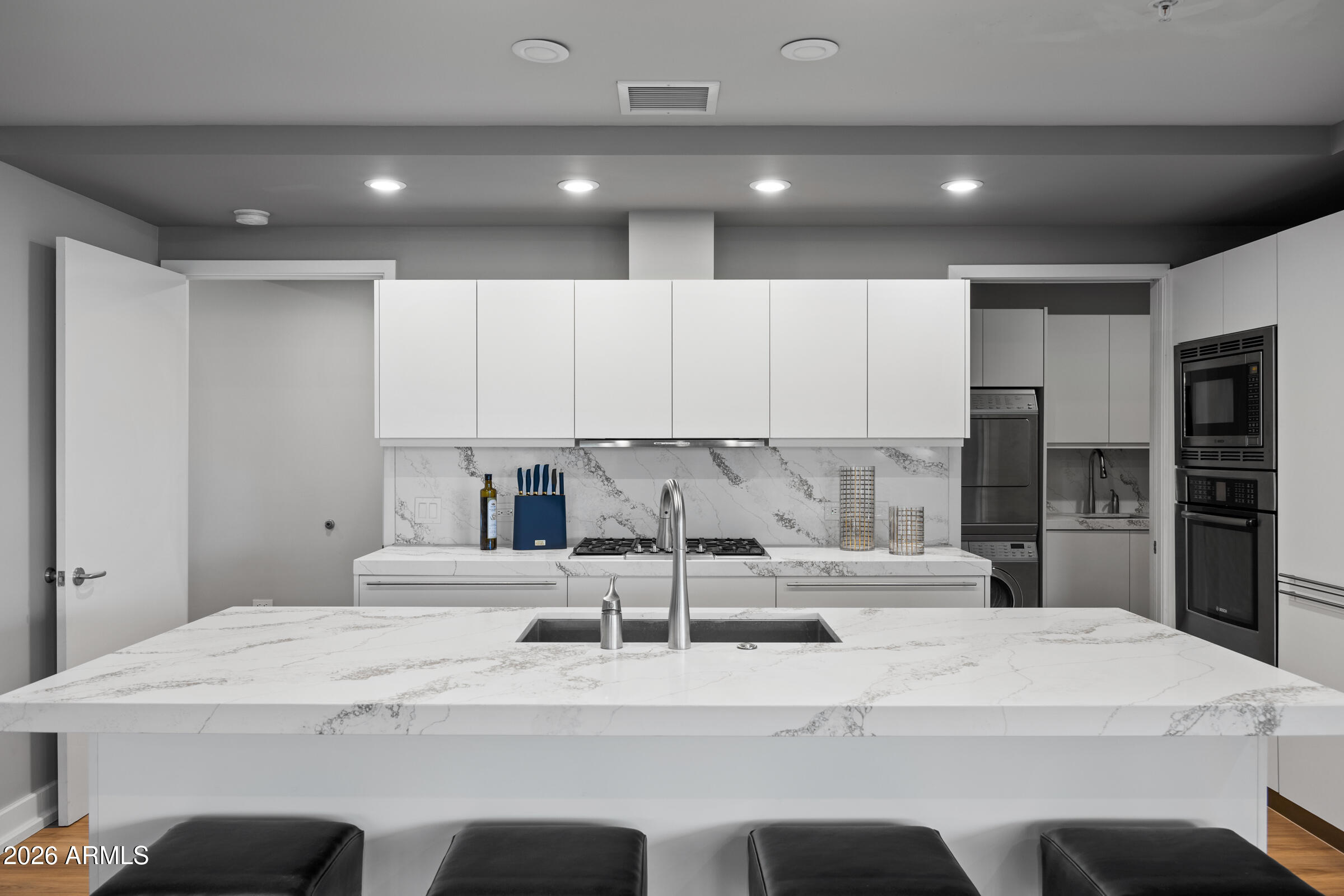 7117 E RANCHO VISTA Drive 3006