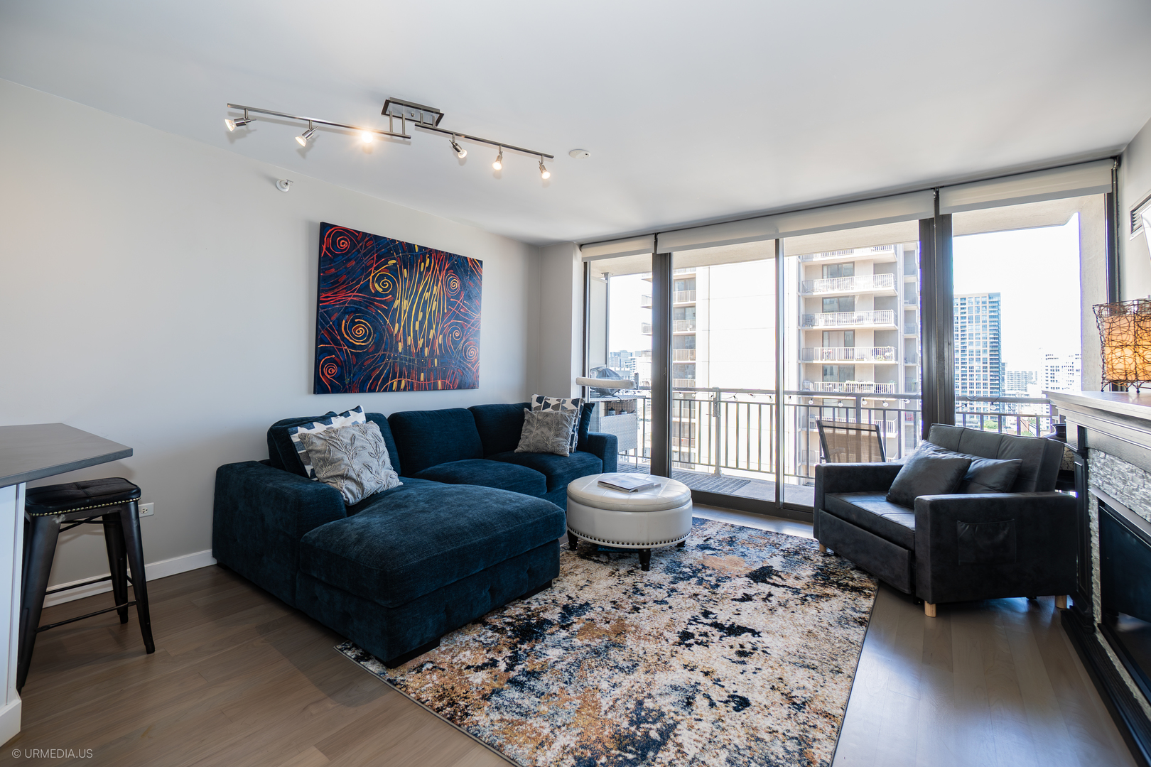 630 N State Street Unit: 2210