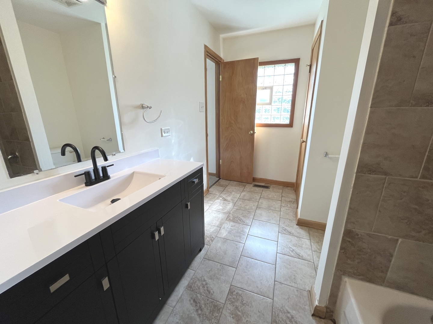 4227 Greenbrier Lane