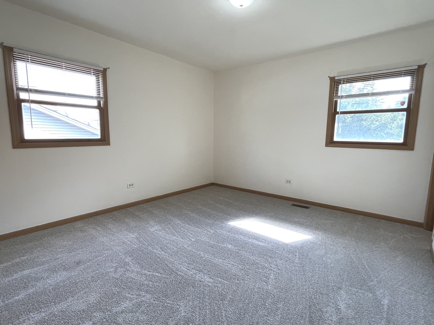 4227 Greenbrier Lane