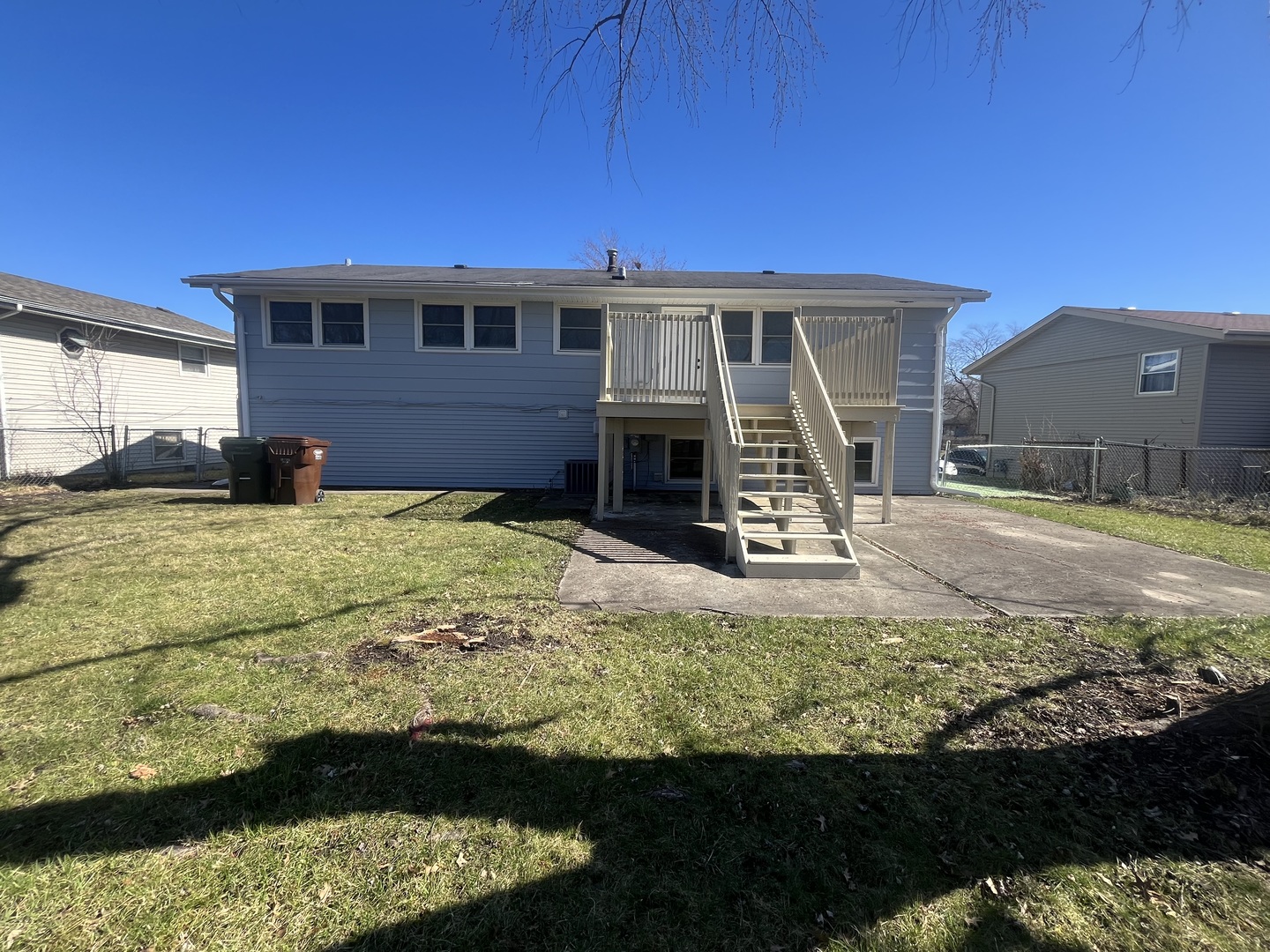 17122 Central Park Avenue