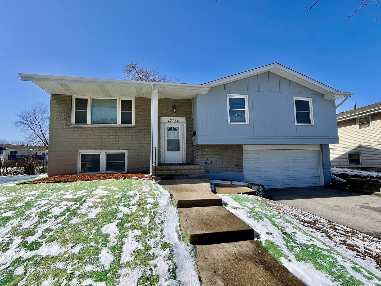 17122 Central Park Avenue