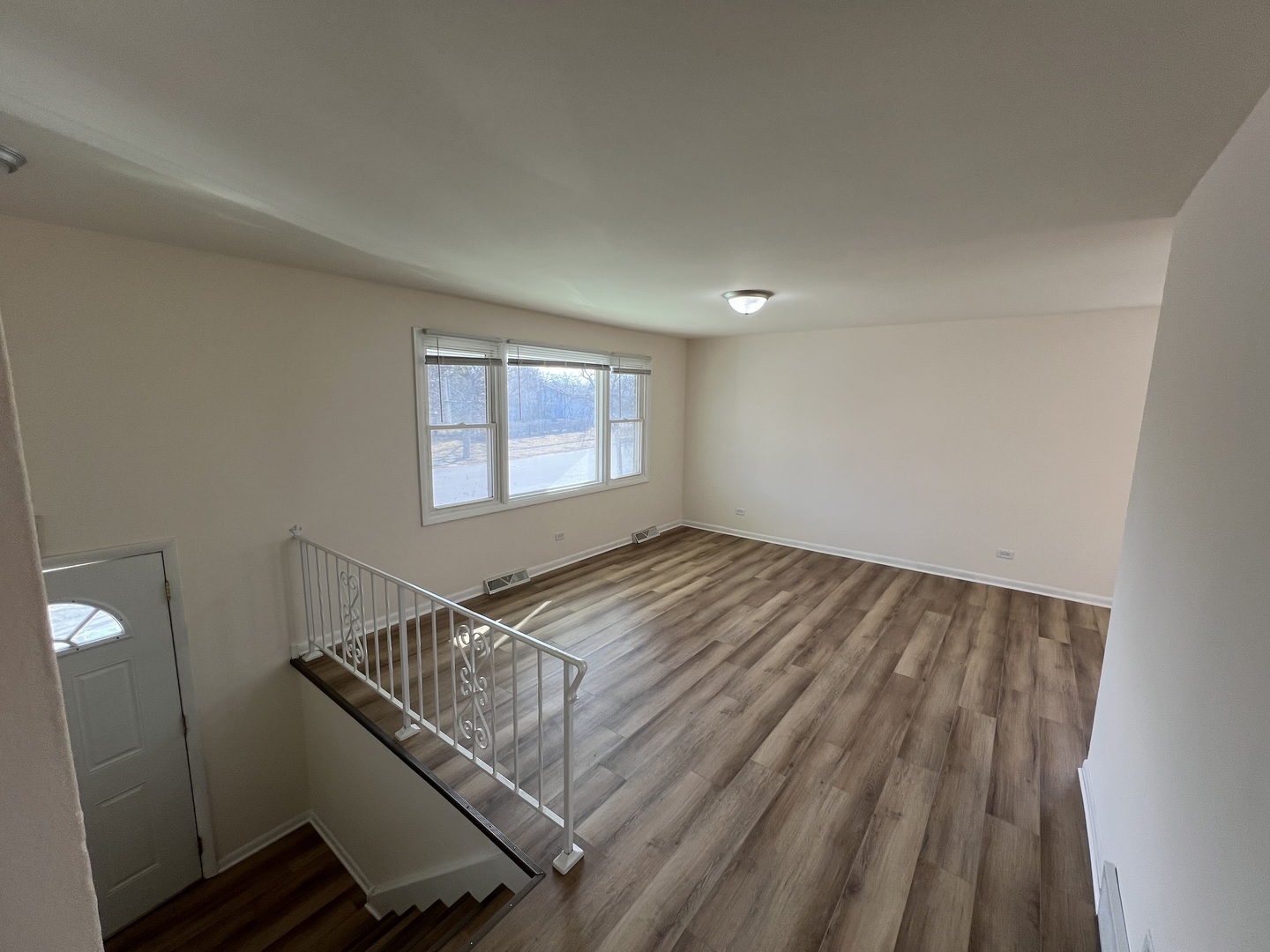 17122 Central Park Avenue