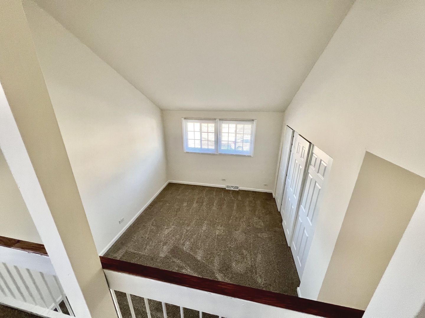 3311 CHARLEMAGNE Avenue