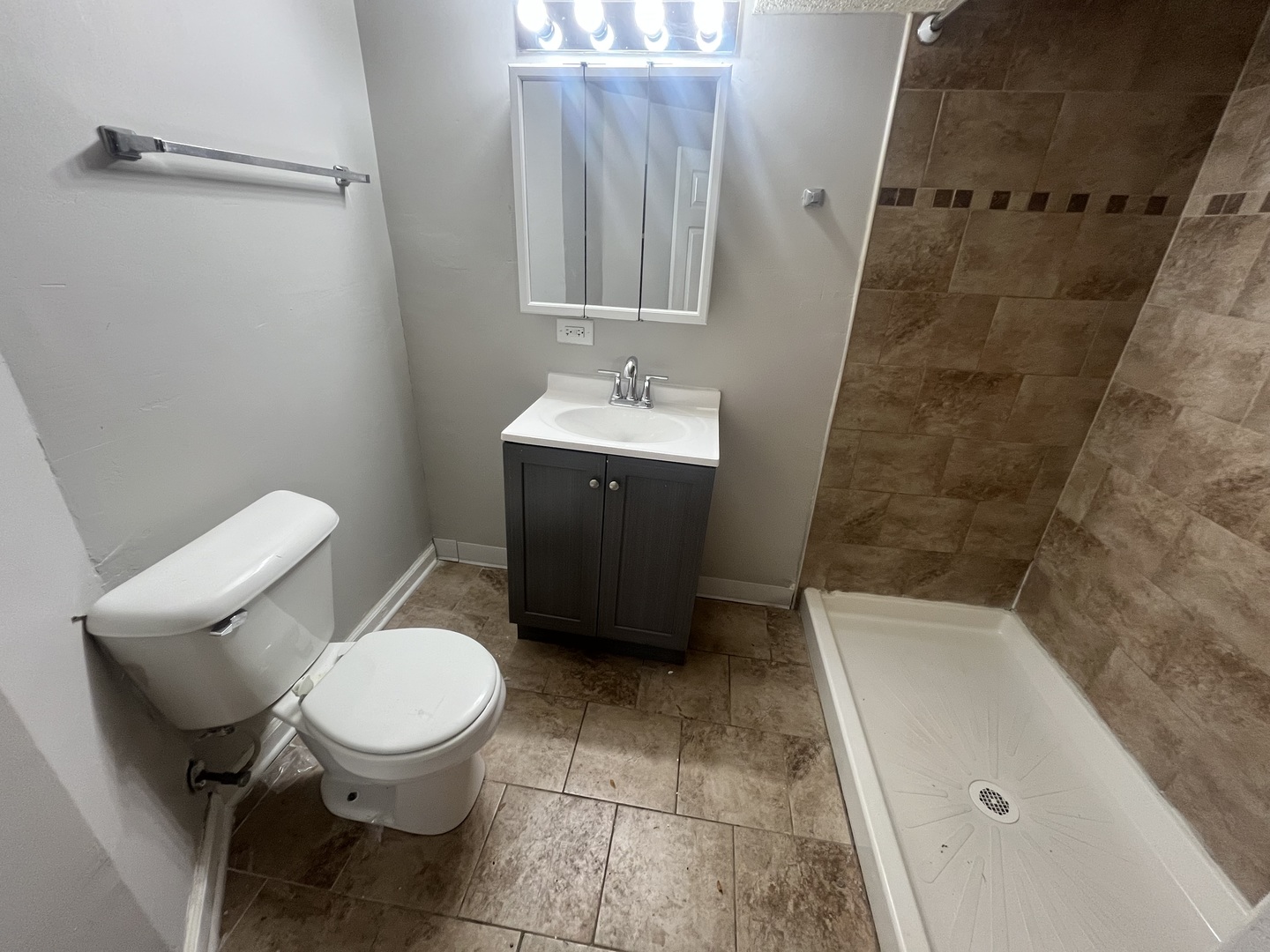 2117 S 49th Court